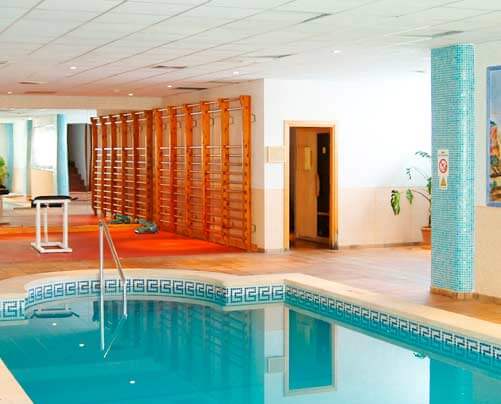 servicio piscina stil bonsai stil hotels
